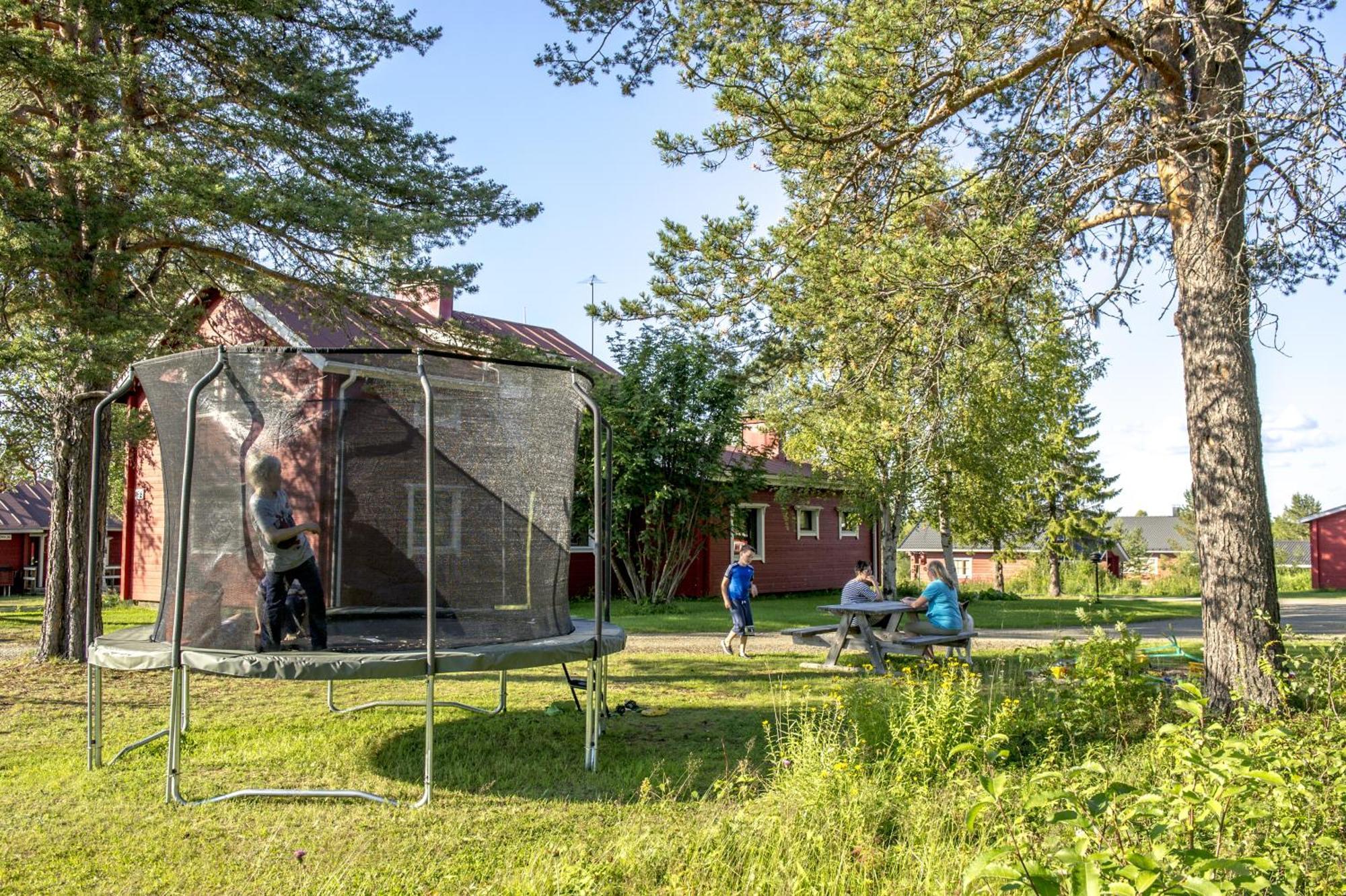 Yllaeksen Yoepuu Villa Äkäslompolo Exterior foto