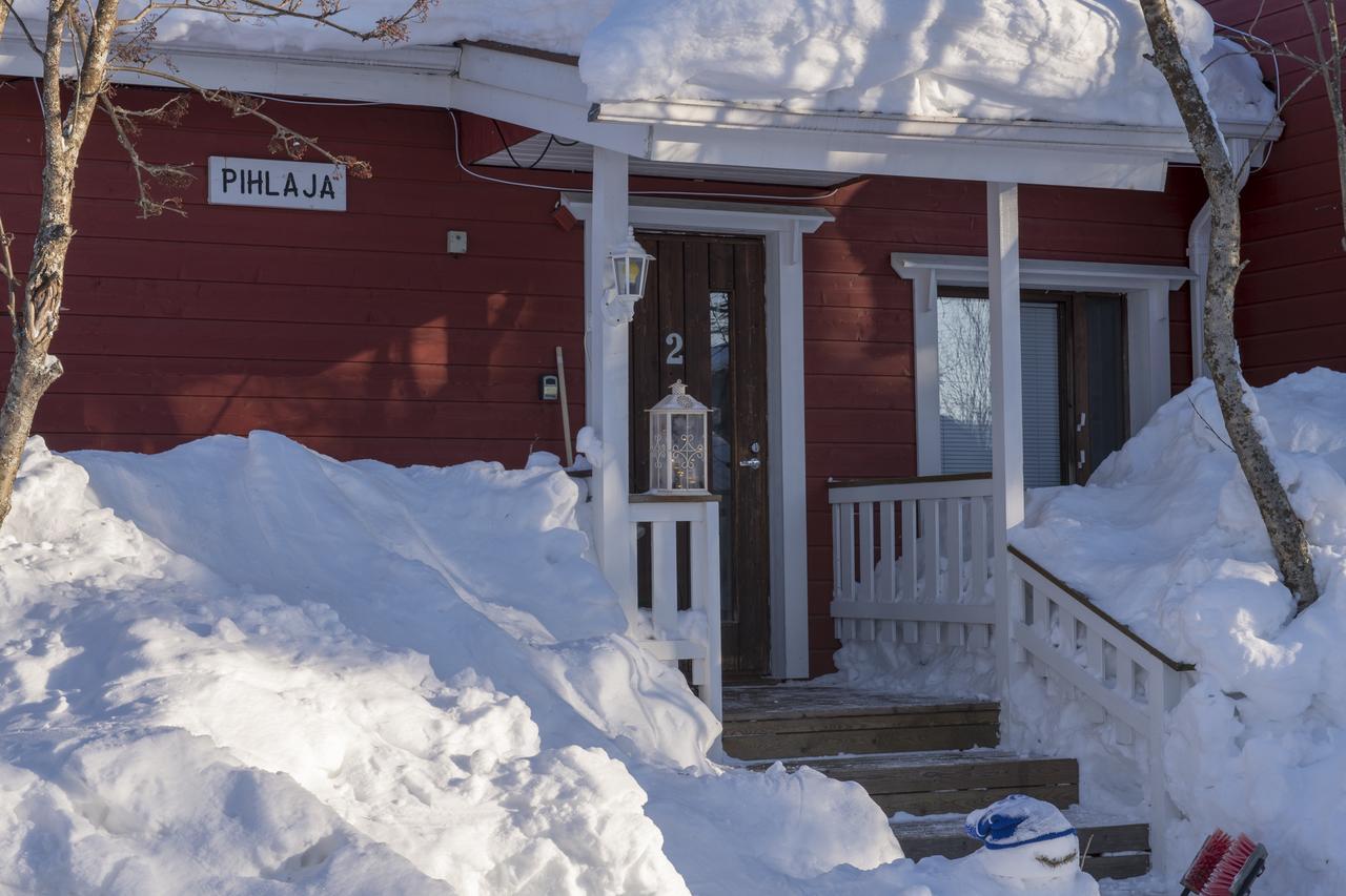Yllaeksen Yoepuu Villa Äkäslompolo Exterior foto